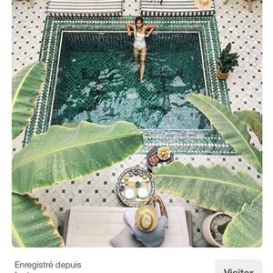 Meet your Posher, Diane